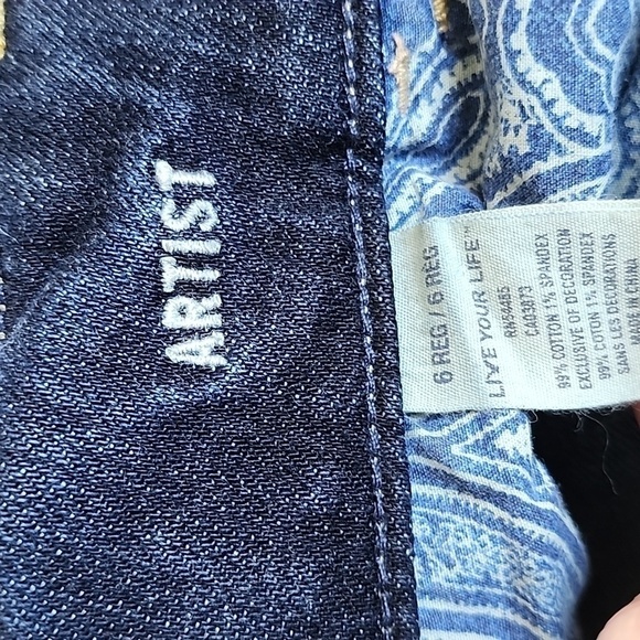 American Eagle Artist Jean Shorts Sz 6 - Picture 3 of 3